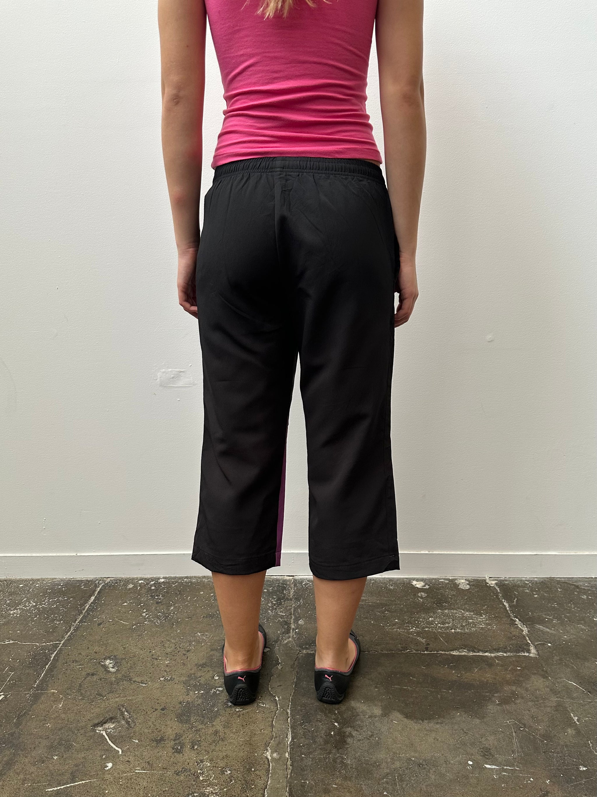 Puma Black & Purple Capri Pants - Size M