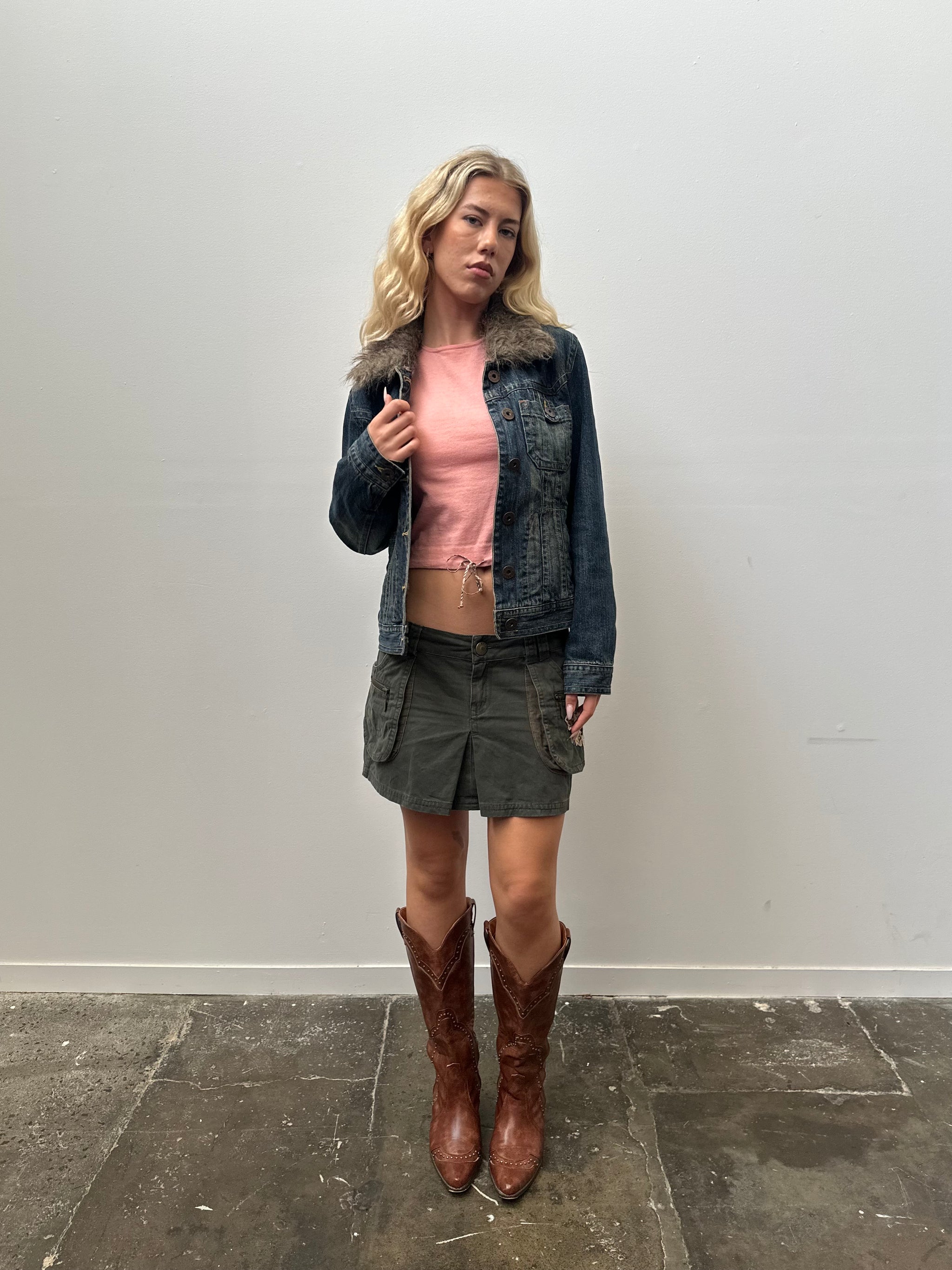 Faux Fur Collar Warm Wash Denim Jacket - Size M