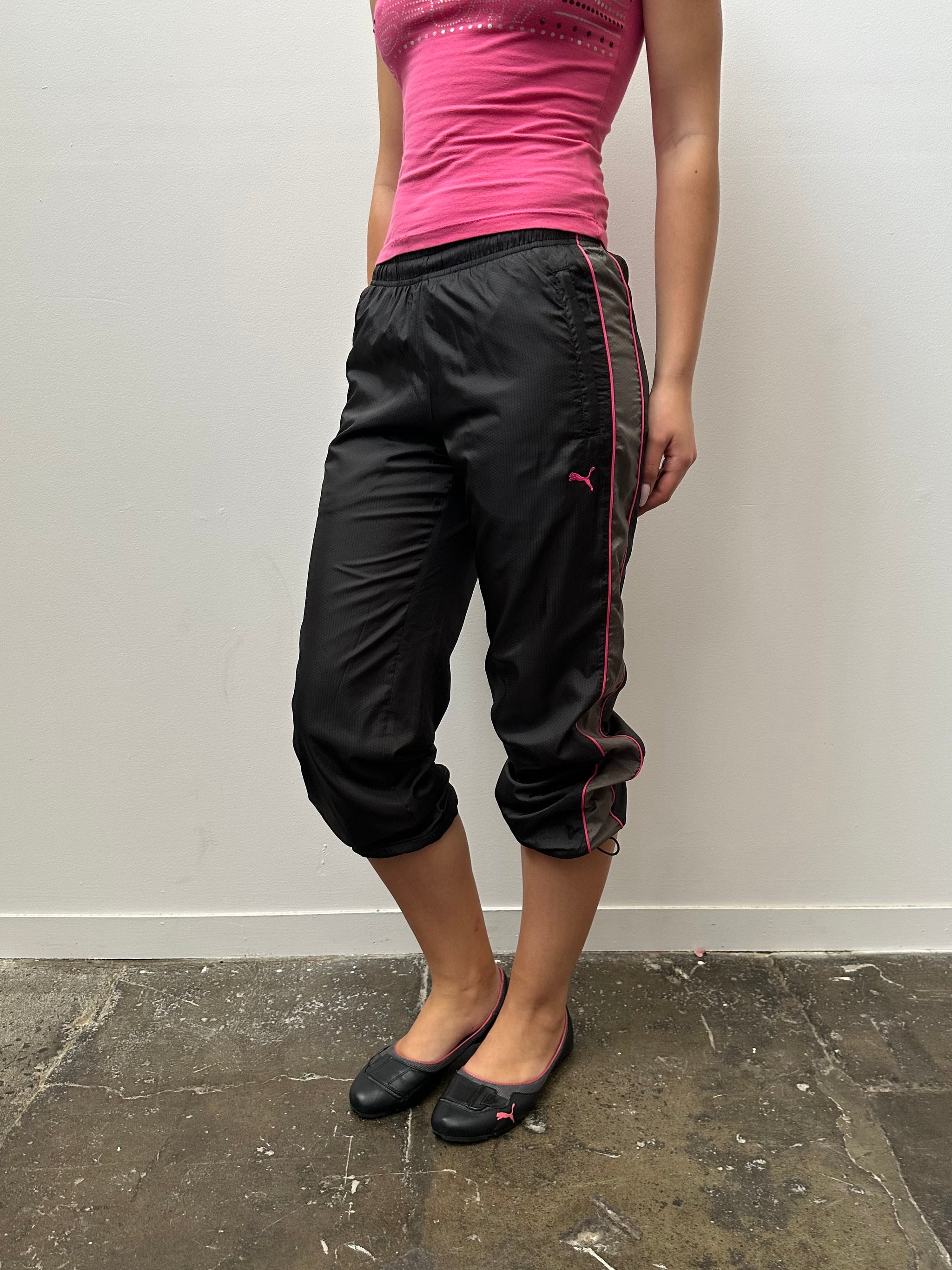 Puma Black & Hot Pink Capri Pants - Size S