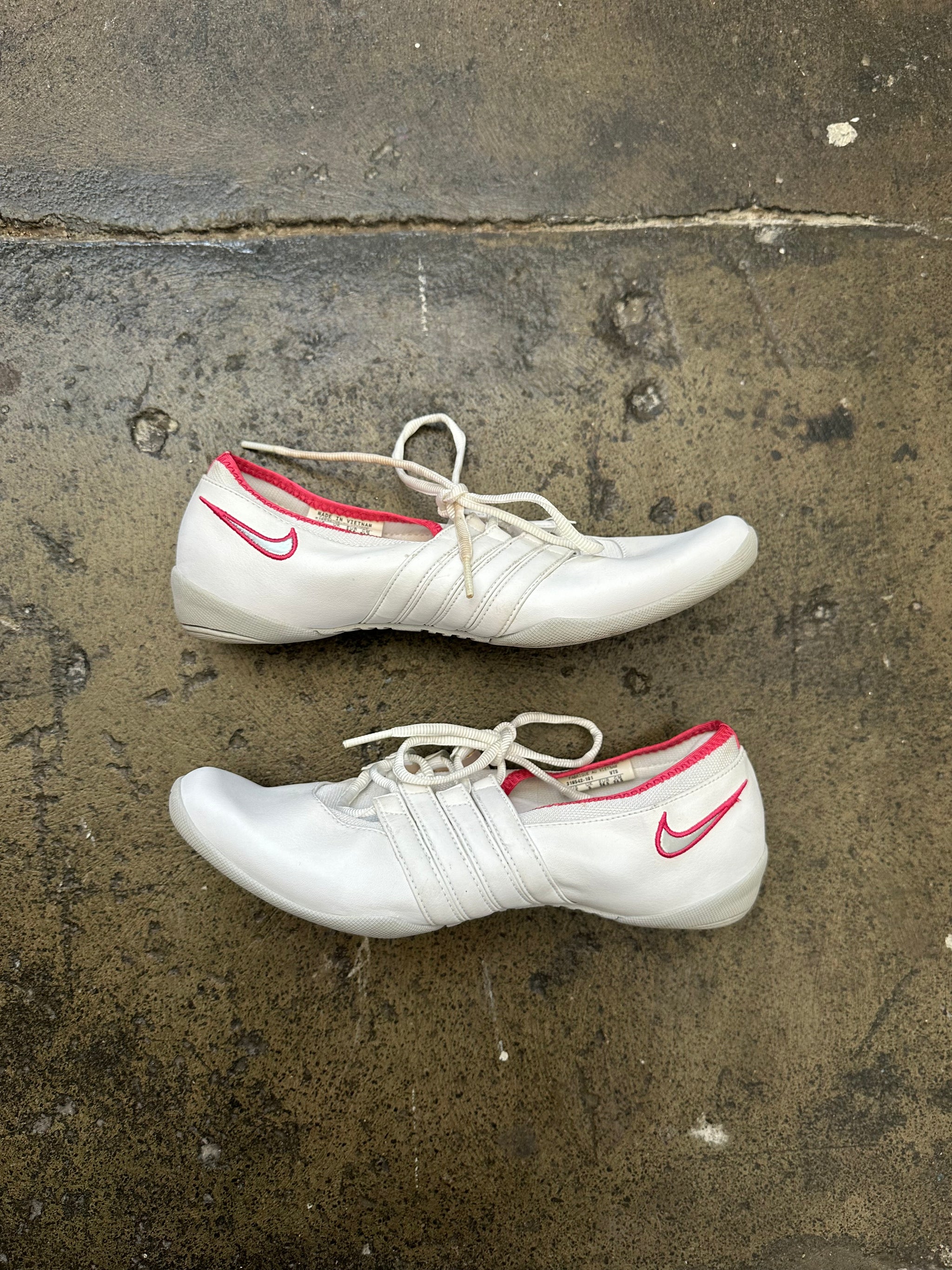 Nike White & Pink Lowrise Ballerina Trainers - Size 7.5