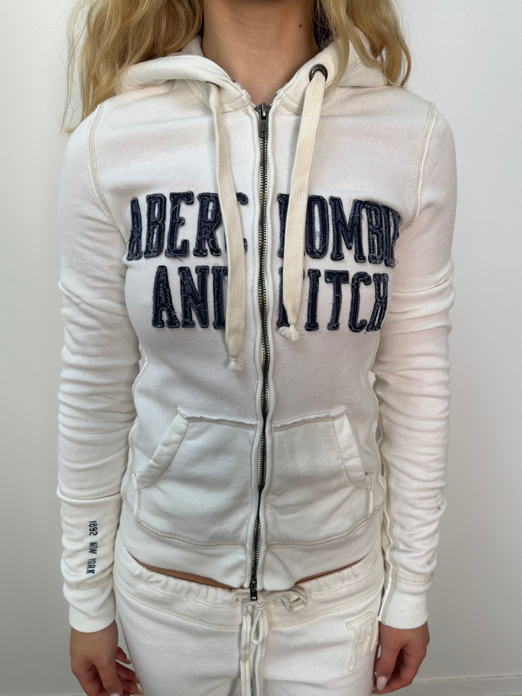 Abercrombie & Fitch White Zip Up Hoodie - Size S
