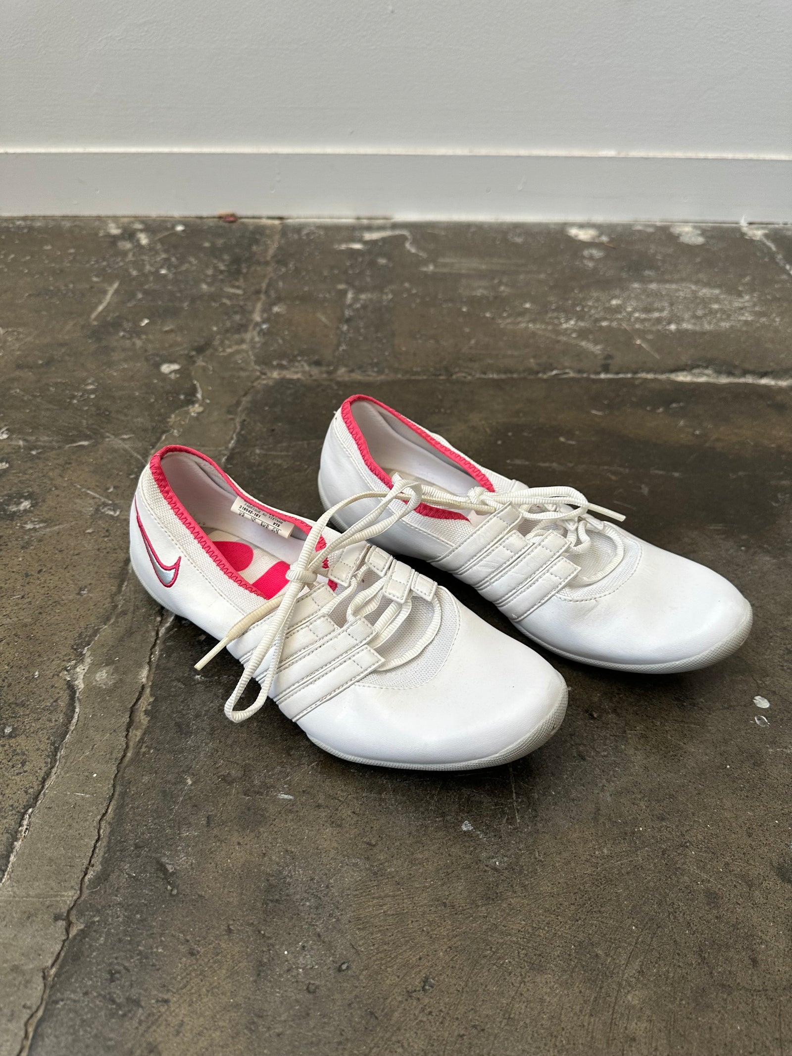 Nike White & Pink Lowrise Ballerina Trainers - Size 7.5