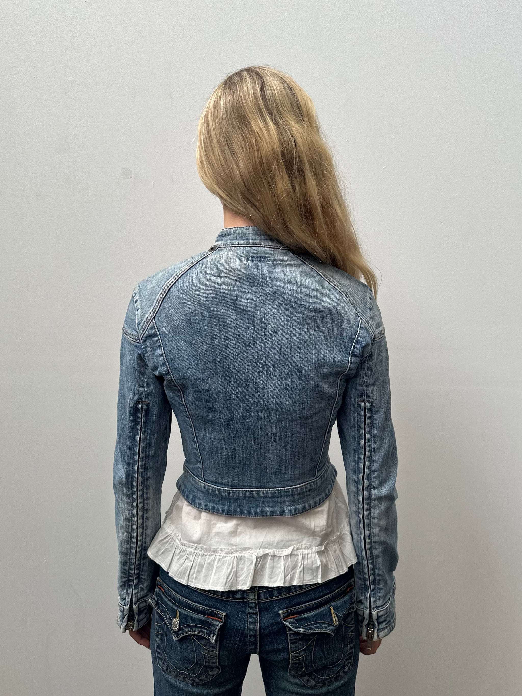 Guess Cropped Light Denim Fitted Jacket - Size S