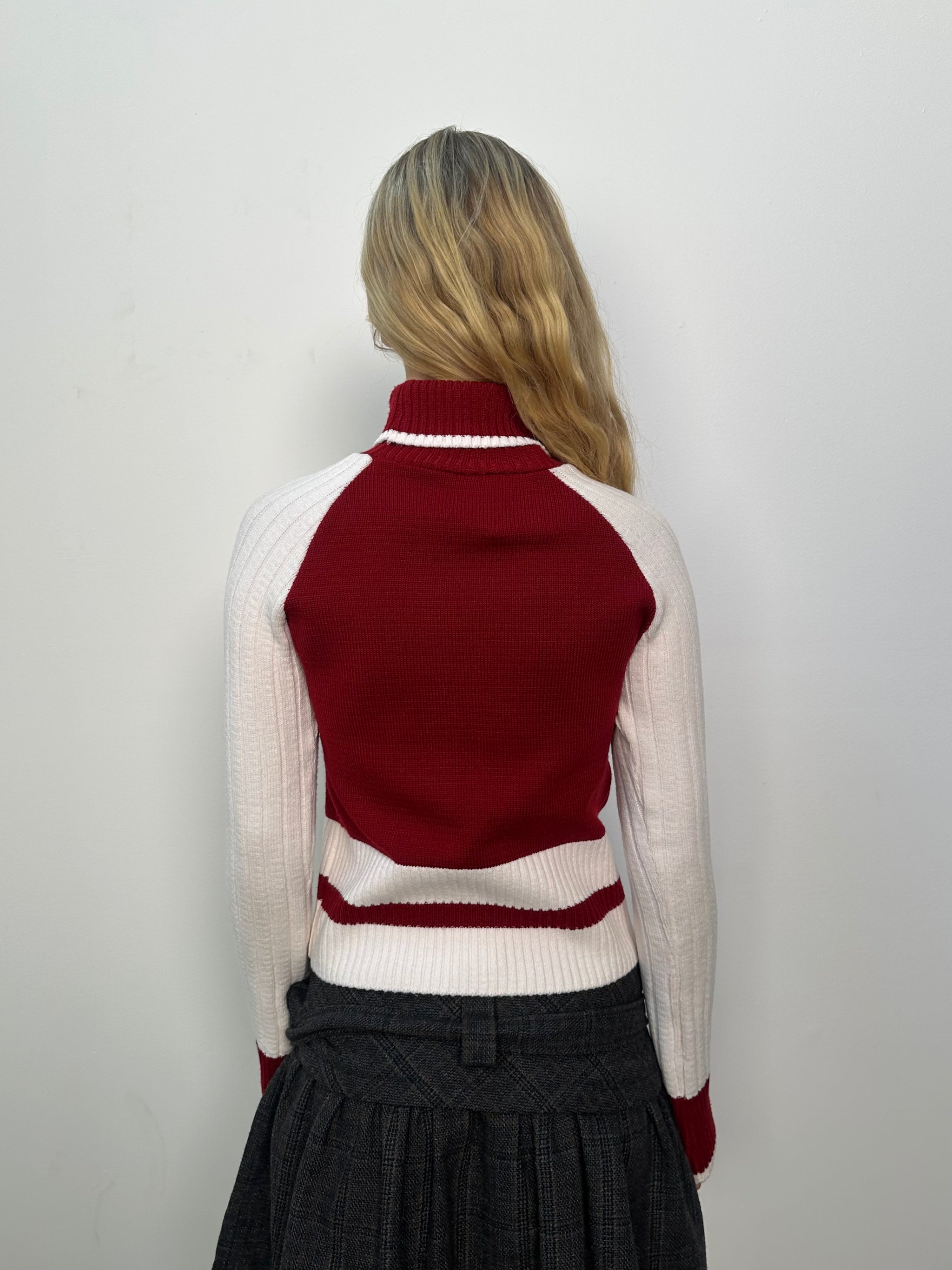 Red & White Panelled Turtleneck - Size M