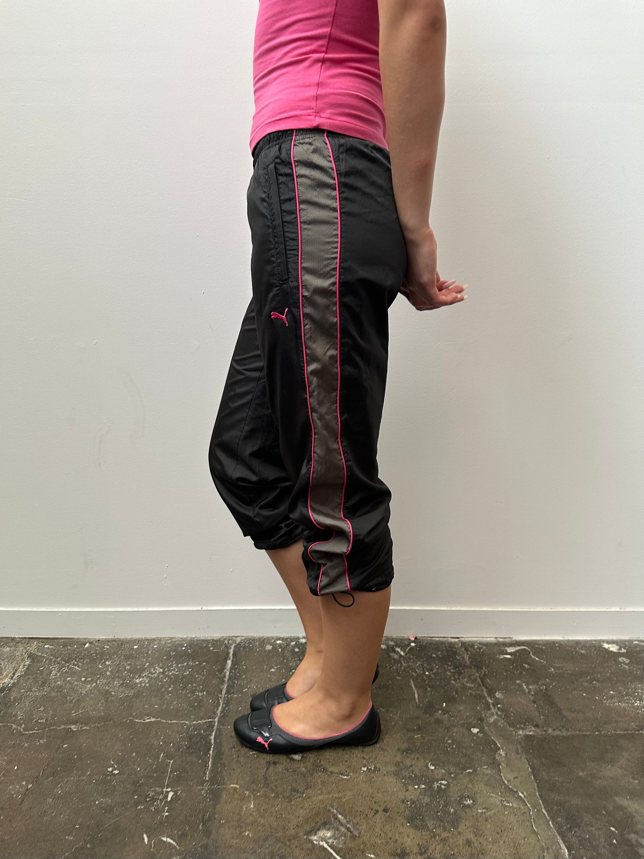 Puma Black & Hot Pink Capri Pants - Size S