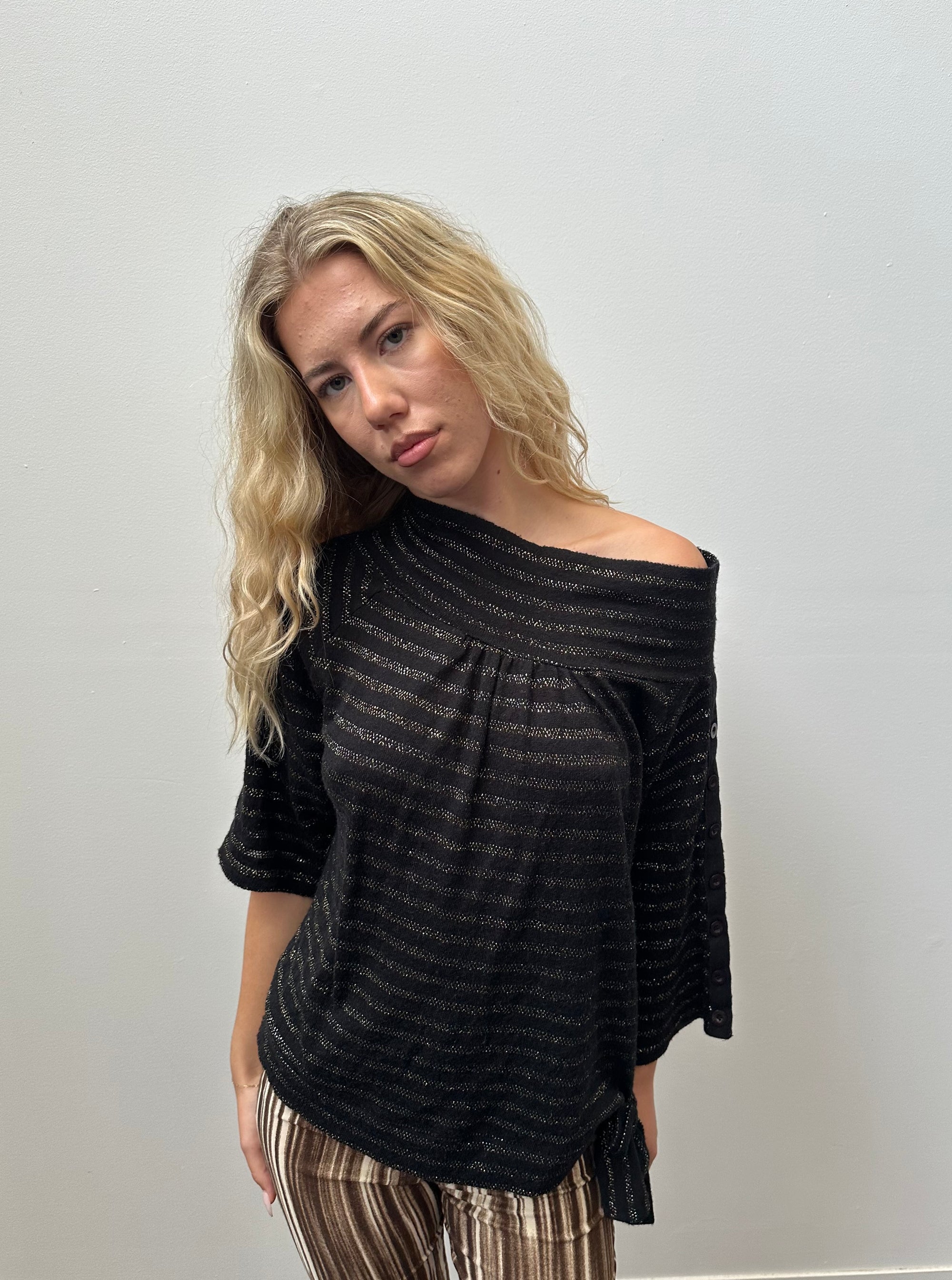 Slouchy Black & Gold Shimmer Stripe Jumper - SIze M/L