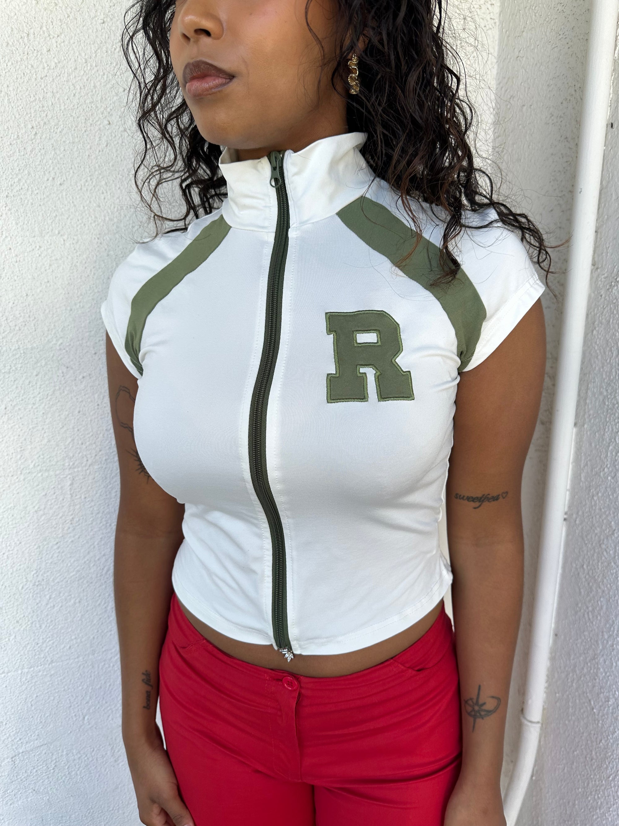Sporty Y2K White & Green Zip T-Shirt - Size S