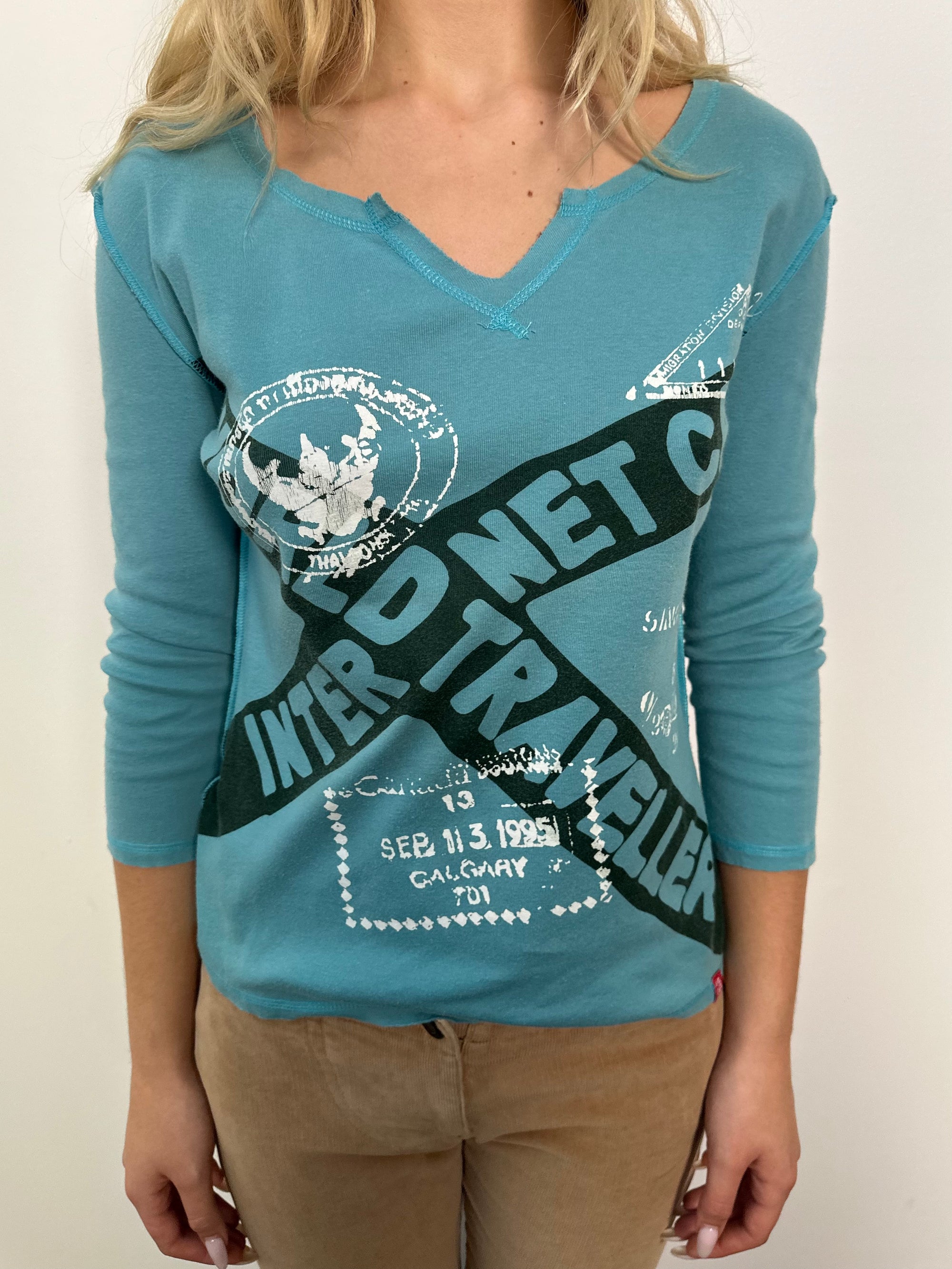 Mid Blue Graphic Print 3/4 Sleeve Top - Size M