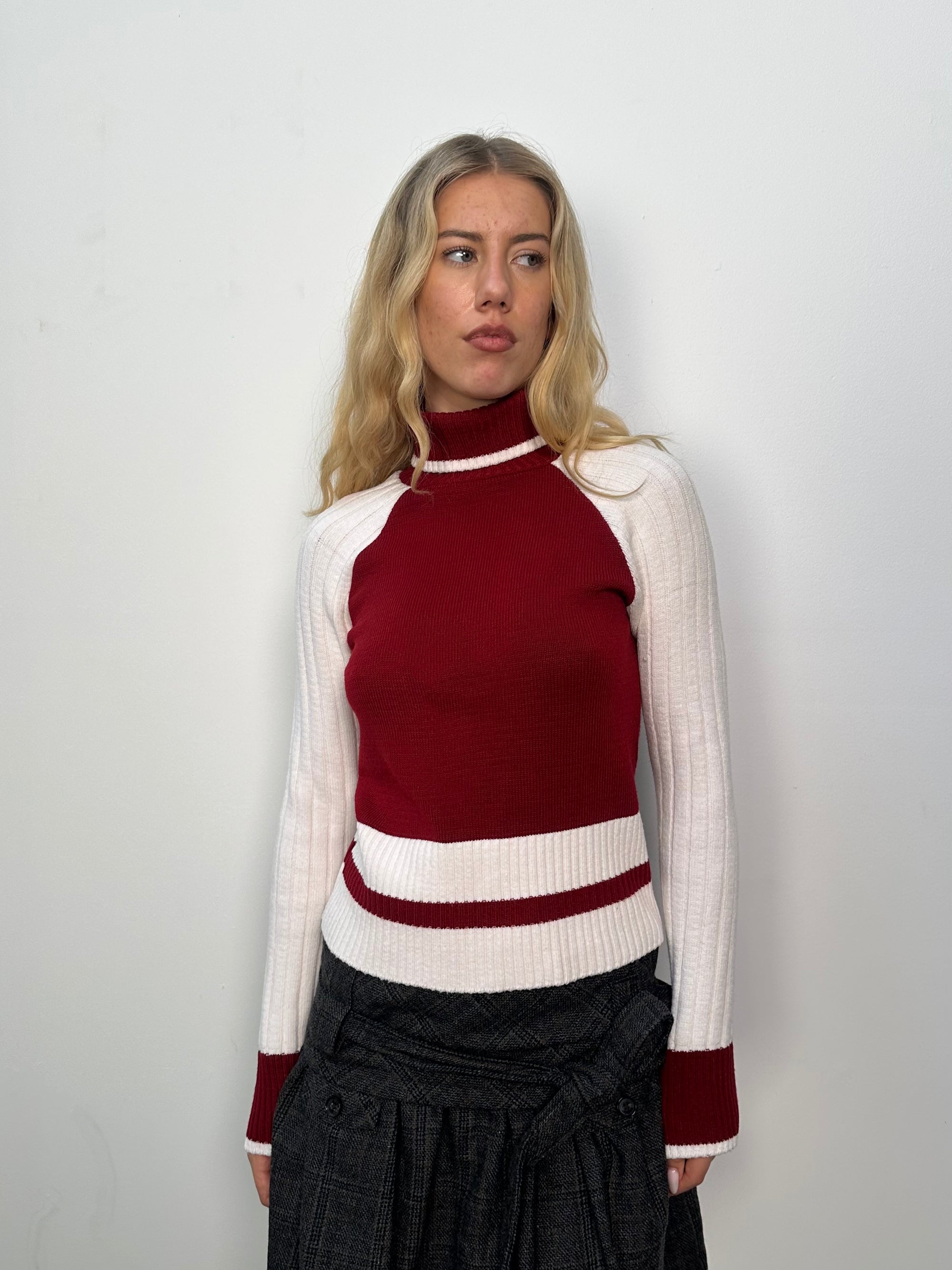 Red & White Panelled Turtleneck - Size M