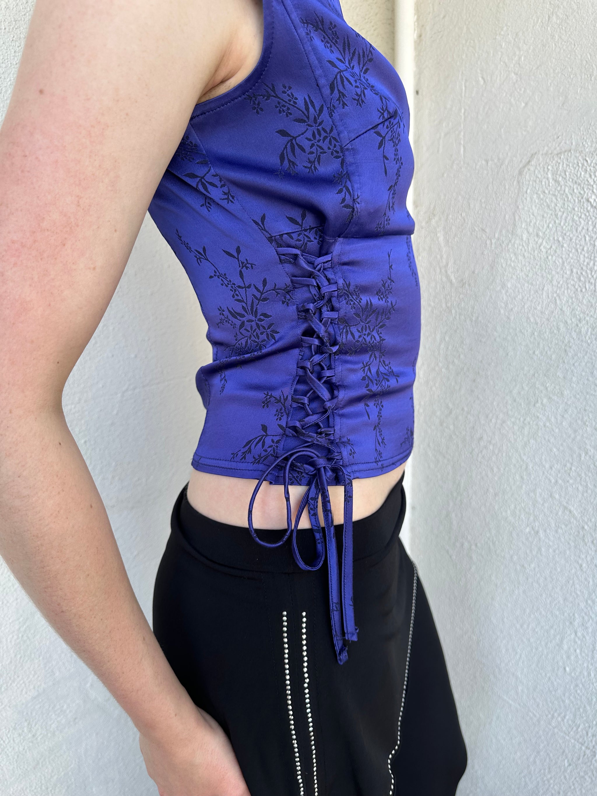 Woman Dressed in Y2K Indigo purple Asian style collar top featuring a rich tonal hue and a structured neckline inspired by traditional silhouettes.