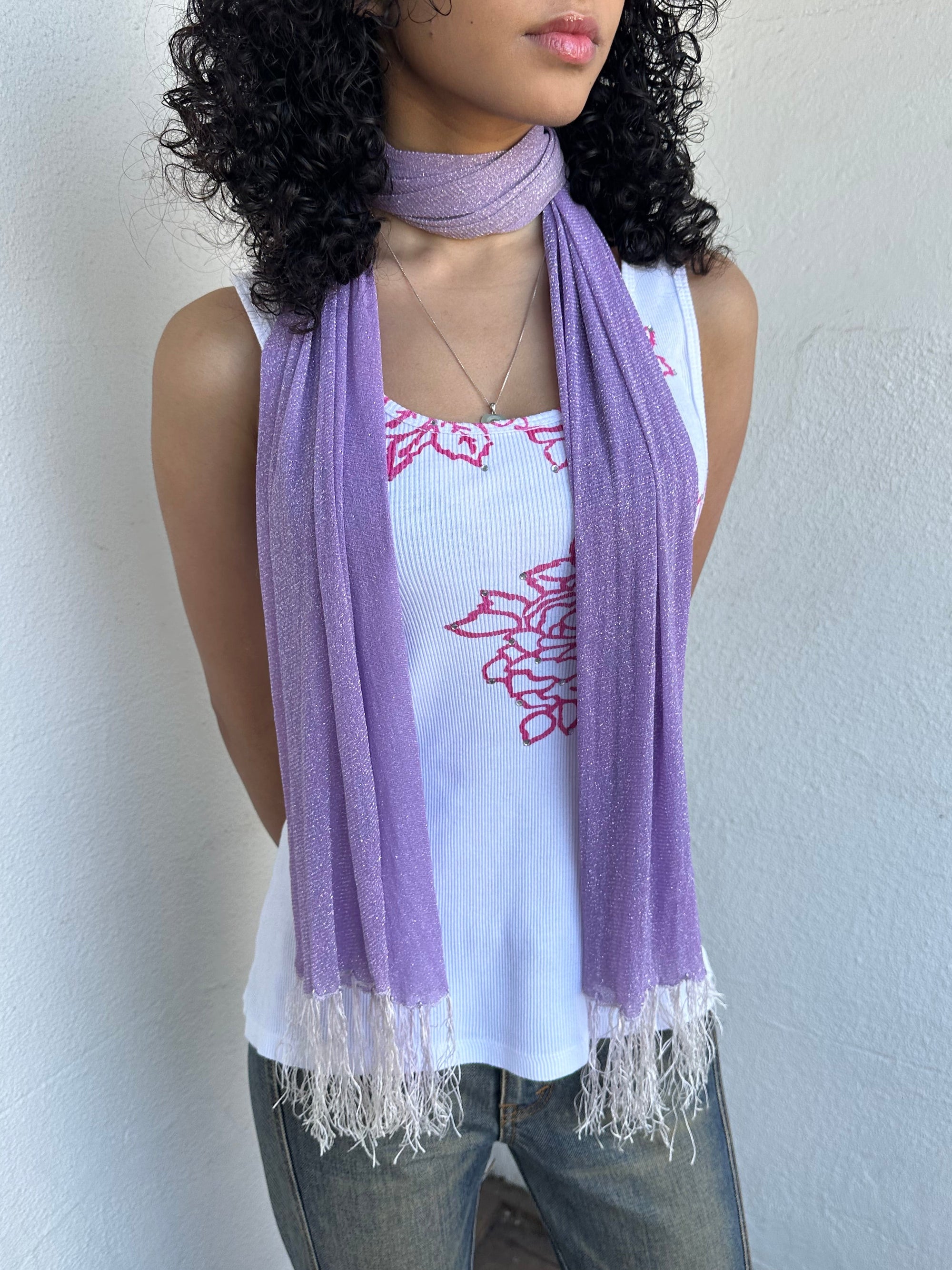 Woman wearing a Y2K 00s lilac shimmer skinny scarf from the 00s.